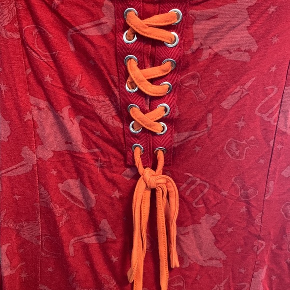 Her Universe Hocus Pocus shirt - size M - Picture 5 of 5